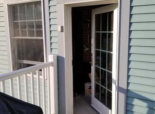 28-30 Adams Dr, Kittery, ME 03904