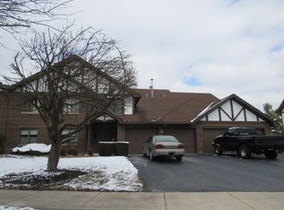6760 180th St APT 2W, Tinley Park, IL 60477