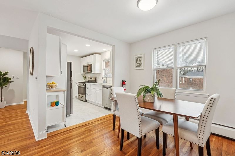 1st image of 71 Roseland Ave #72
