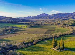 1 Bournemouth Rd, Saint Helena, CA 94574