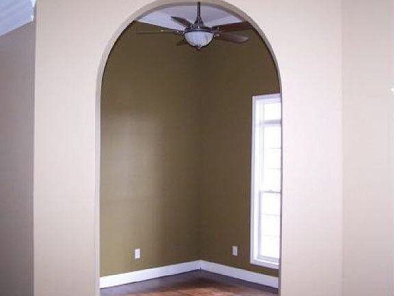 3rd image of 75 Old Hickory Ln