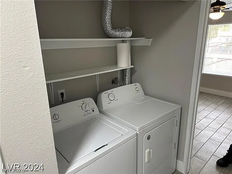 1887 Apricot Ct — Photo 22