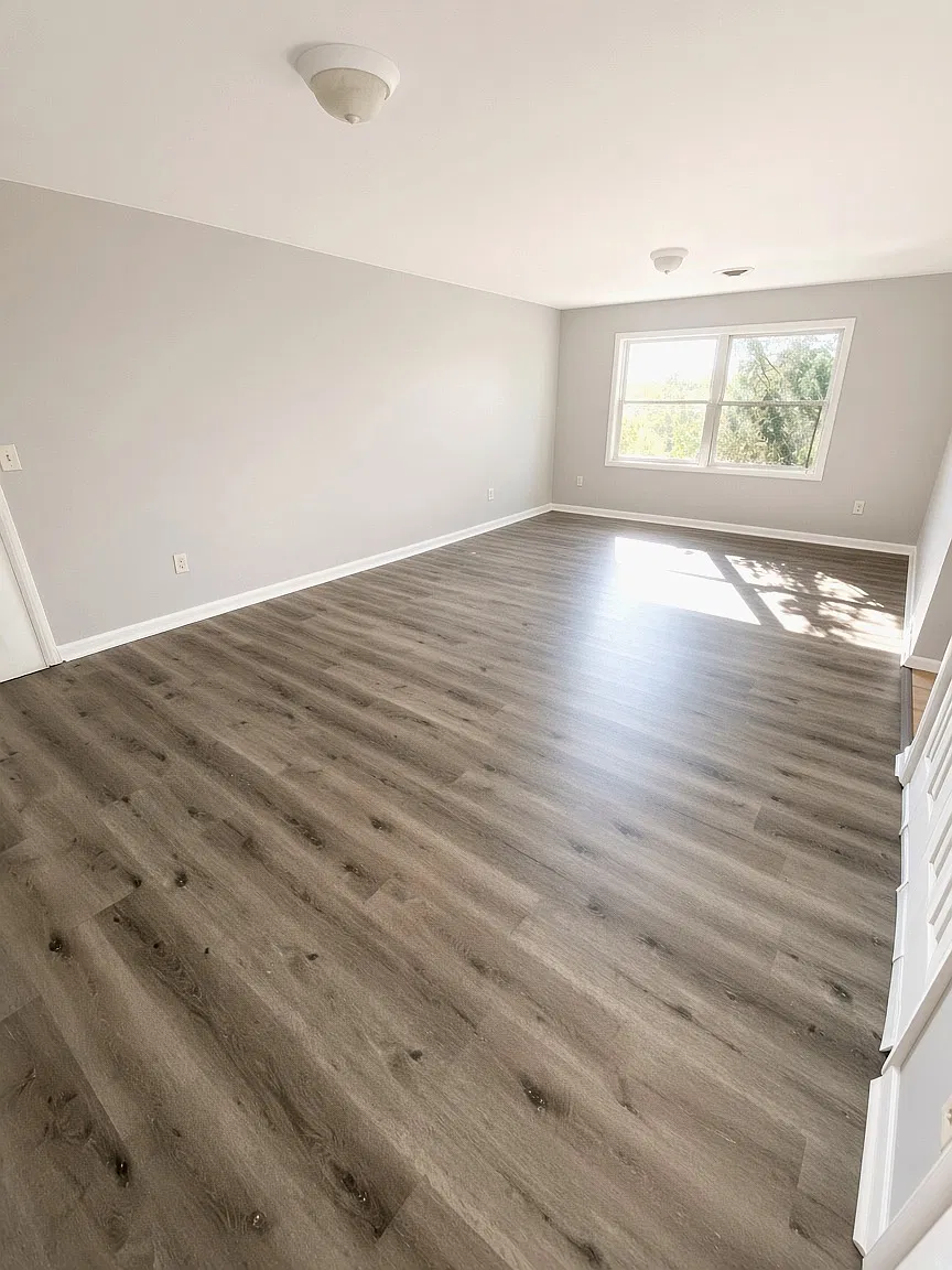 2 bed, 900 sqft, $1,400 — Photo 1