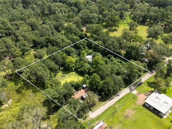 21981 White Oak Drive, New Caney, TX 77357