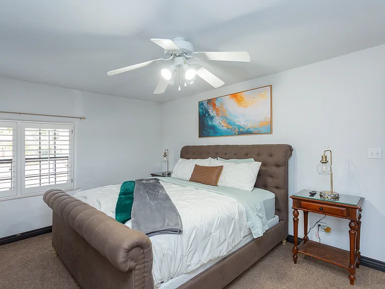 610 W Hermosa Dr — Photo 23