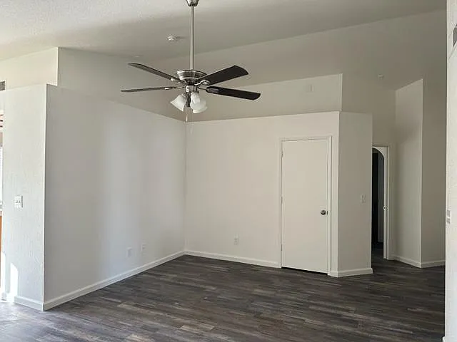 714 Cedar Flat Way — Photo 3