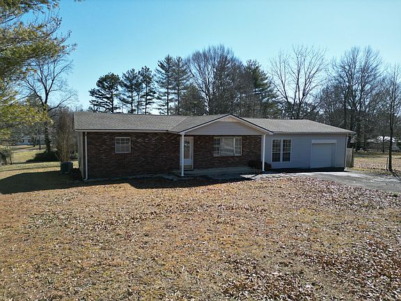 3rd image of 120 Hardin Rd