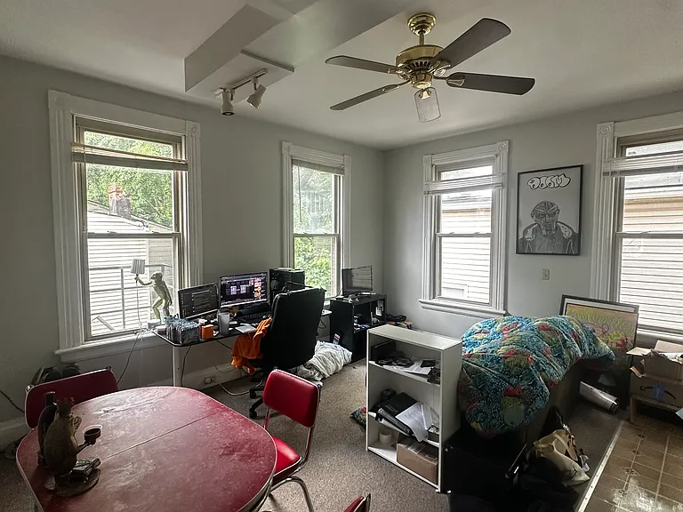 2357 W Clifton Ave #2 — Photo 3