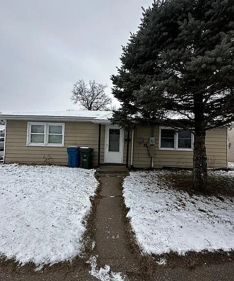 2204 Demorest Ave — Photo 1