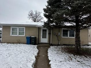 2204 Demorest Ave, Muscatine, IA 52761