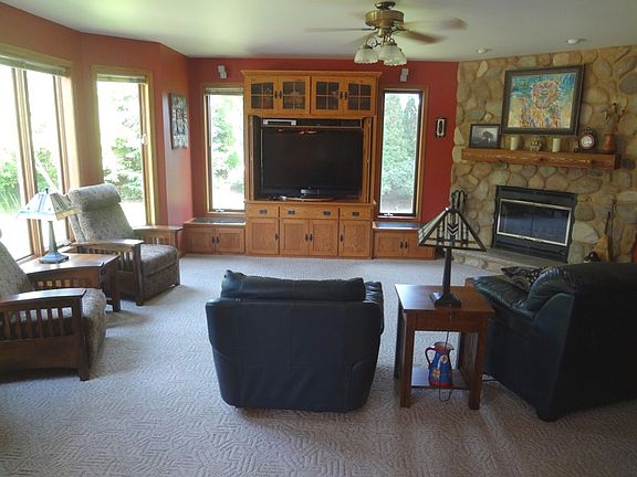 5th image of N7053 River Woods Dr