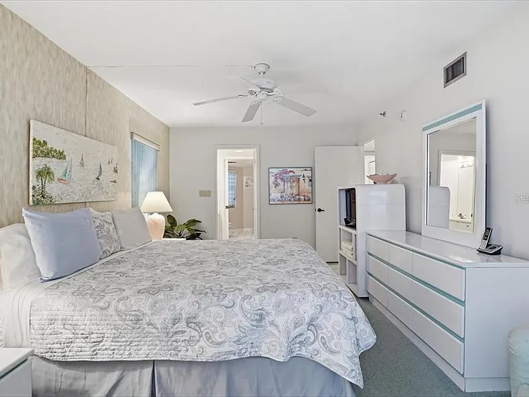 5611 Gulf Of Mexico Dr #3 — Photo 30