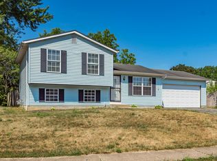 5062 Sanderson Dr, Columbus, OH 43228