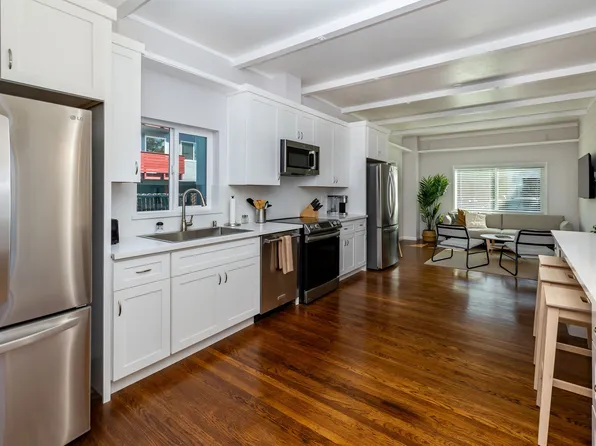 160 Harrison Ave #28, Redwood City, CA 94062