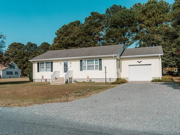 3288 Navigator Dr, Greenbackville, VA 23356