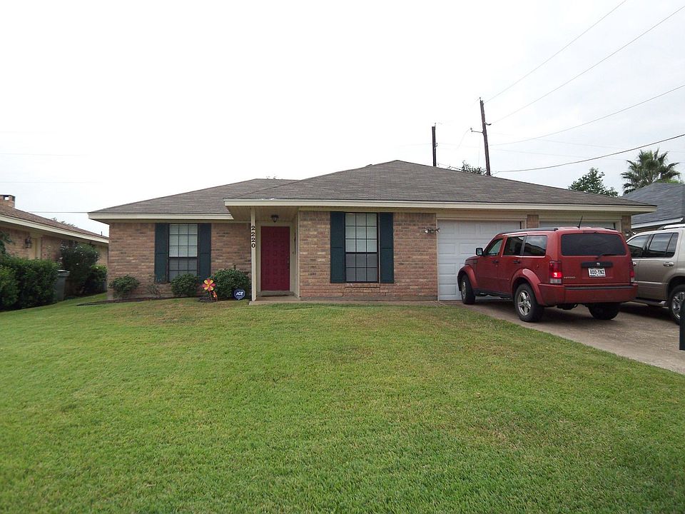 2220 MONICA ST