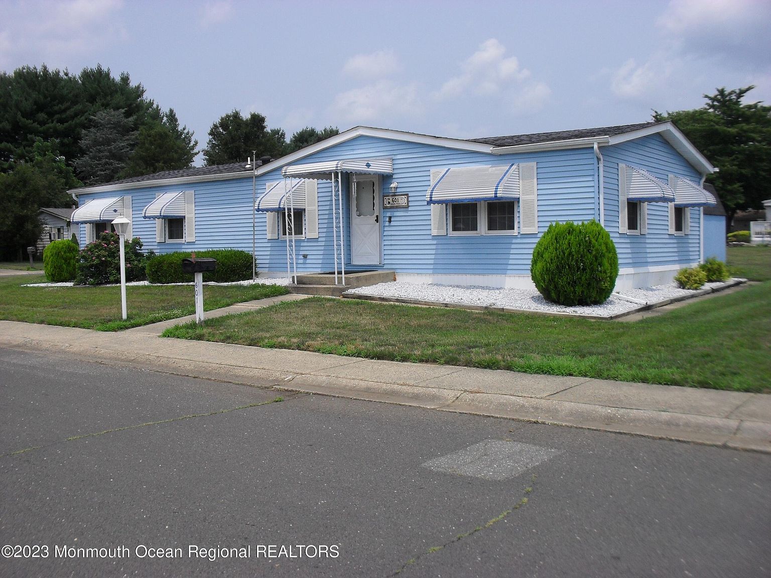 601 Jerome Place, Freehold, NJ 07728 MLS 22319693 Zillow