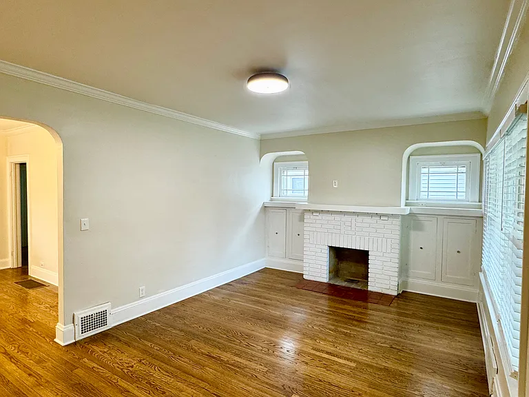 2121 Eldred Ave #DN — Photo 6