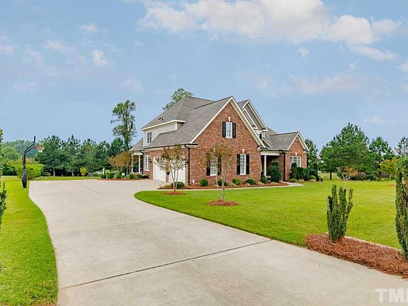 2nd image of 2415 Belvinwood Dr