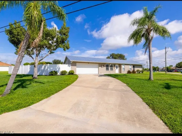 2313 SE 3rd St, Cape Coral, FL 33990