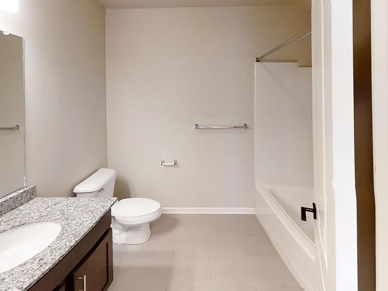 Glen Esk Apartments — Photo 57