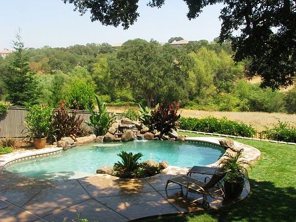2nd image of 1648 Stone Canyon Dr