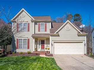 6615 Harburn Forest Dr, Charlotte, NC 28269