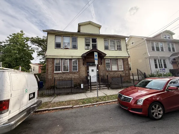 50 Saint James Pl Floor 1, Newark, NJ 07112