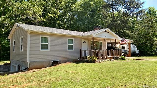 1st image of 126 Eaves Ln