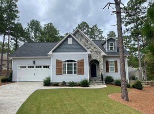 6 Carter Ln, Pinehurst, NC 28374