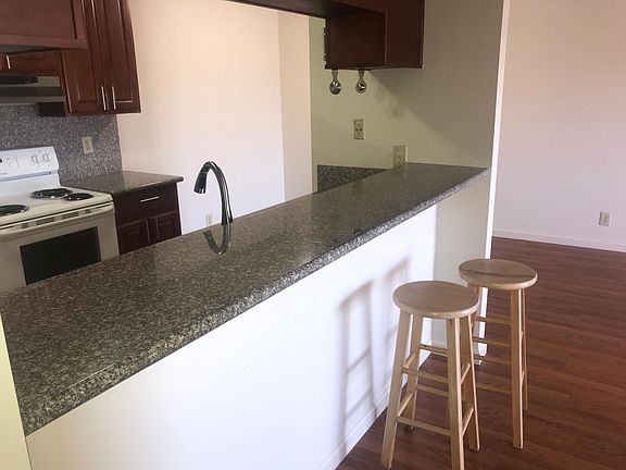 5th image of 281 Juana Ave APT 308