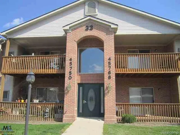 45757 Prairiegrass Ct #7, Belleville, MI 48111