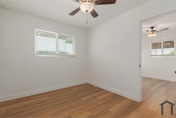 5035 N 23rd Ave #7 — Photo 6