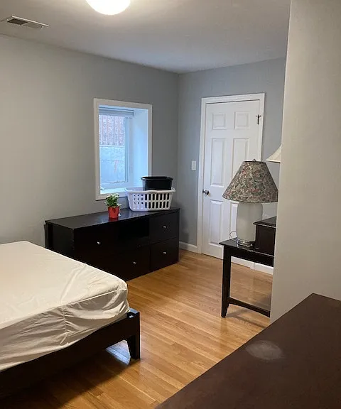 14 Aberdeen Ave #1A — Photo 24