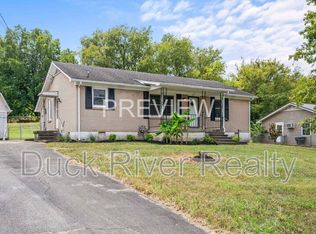 106 1/2 Hobbs Dr, Columbia, TN 38401