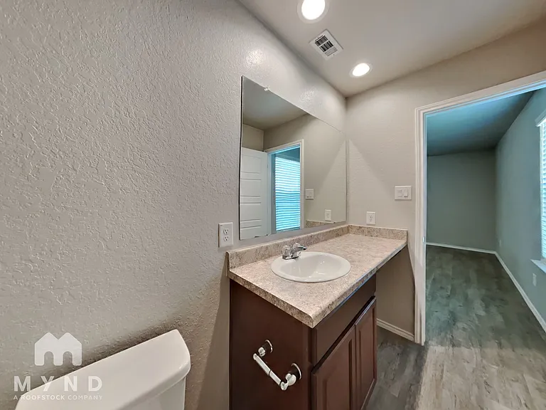 210 Savage St — Photo 11