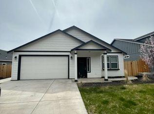 1524 SW Park Dr, Prineville, OR 97754
