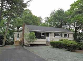 8 Lisa Rd, Randolph, MA 02368