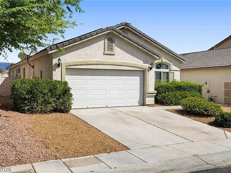 8824 Iron Hitch Ave — Photo 2