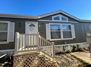1246 2nd Ave Unit 16, Gold Hill, OR 97525