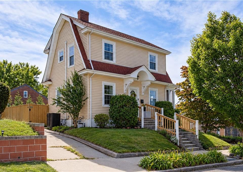1st image of 150 Dexterdale Rd