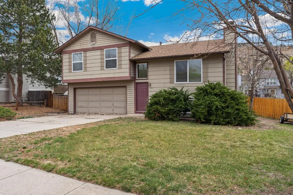5245 Mule Deer Dr — Photo 2