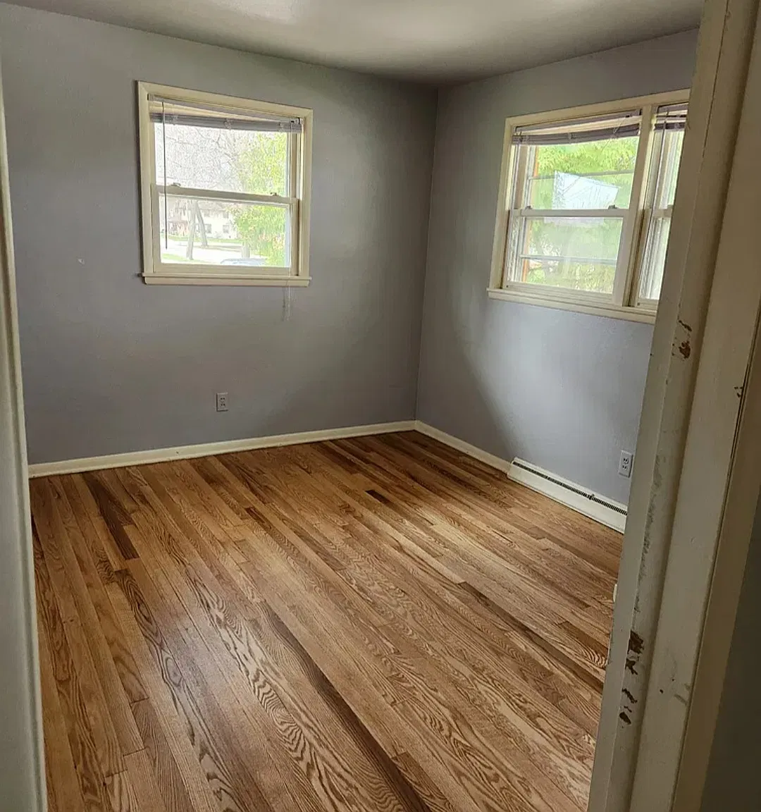3 bed, $1,400 — Photo 4