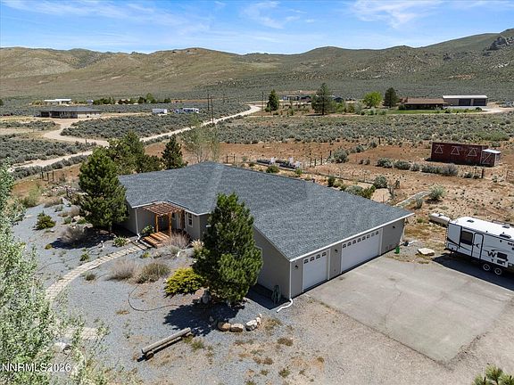 3rd image of 60 Horseshoe Cir