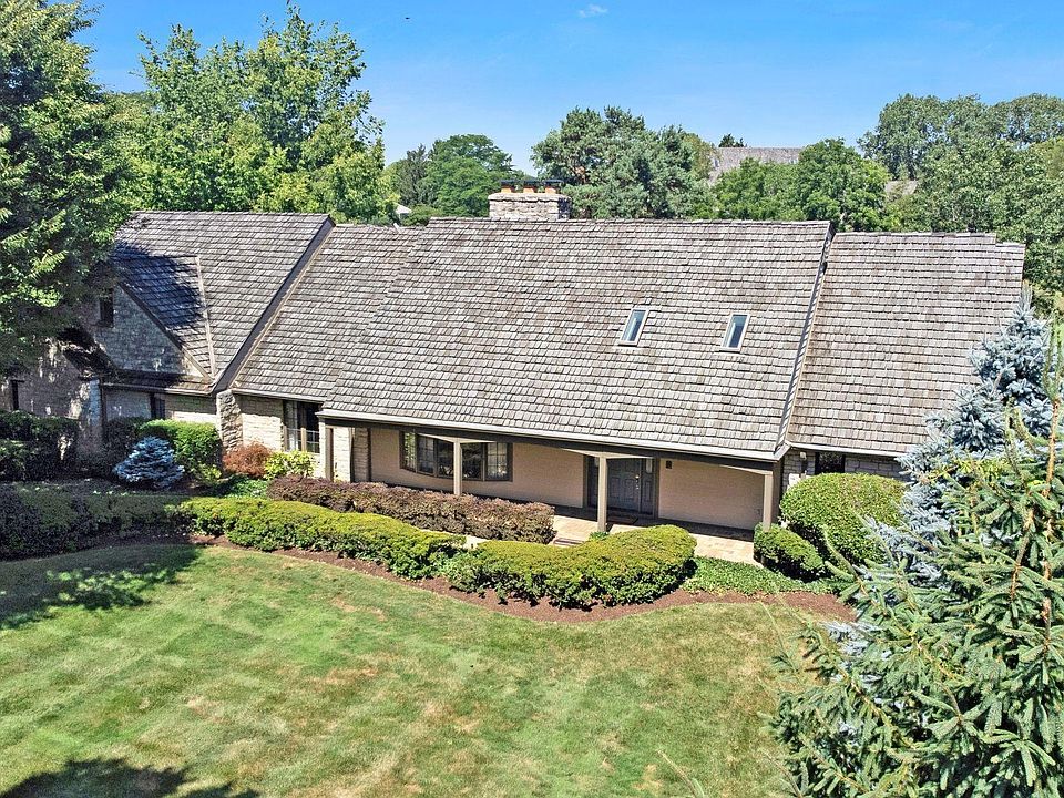 1st image of 8839 Birgham Ct N