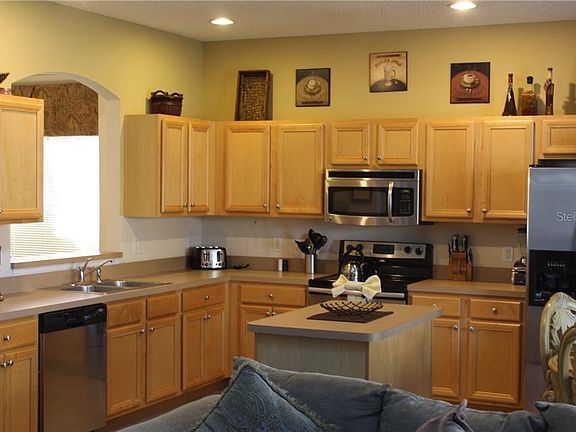 3rd image of 8507 Sunrise Key Dr