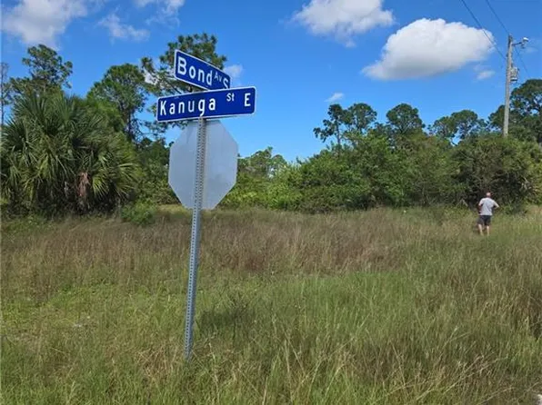 630 S bond AVE, LEHIGH ACRES, FL 33974