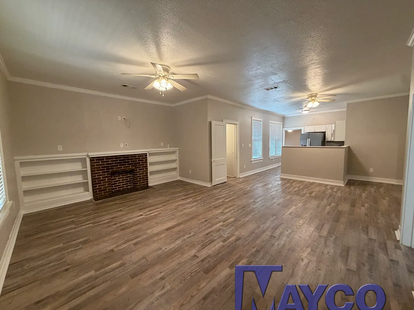 3 bedroom 2 bath in Highland neighborhood, Totally Renovated! — Photo 3