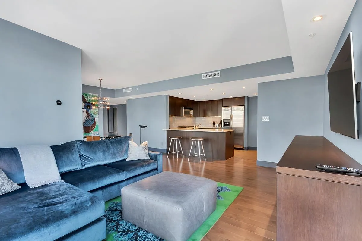 2 bed, 1241 sqft, $4,850 — Photo 2