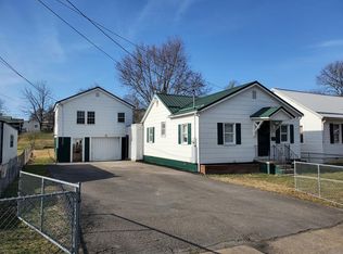 433 Park St, Oak Hill, WV 25901